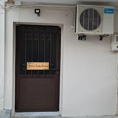 Petros Studios Mastixa Chios Town Exterior photo